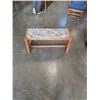 Image 1 : OAK BENCH WITH STICHED TOP