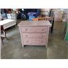 Image 1 : 3 DRAWER DRESSER