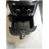 Image 2 : INSIGNIA 5QT MECHANICAL AIR FRYER - TESTED WORKING - RETAIL $229