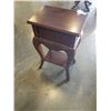 Image 4 : 2 DRAWER CARVED ENDTABLE
