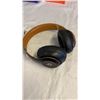 Image 2 : BEATS WIRELESS OVER EAR HEADPHONES - TESTED WORKING, CRACKED ARM, RETAIL $399