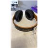 Image 4 : BEATS WIRELESS OVER EAR HEADPHONES - TESTED WORKING, CRACKED ARM, RETAIL $399