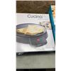 Image 2 : CUCINA PRO PASTA MAKER DELUXE, CREPE MAKER AND BUBBLE WAFFLE MAKER