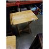 Image 5 : 3 MAPLE TV TRAYS, WITH WOODEN TRAY