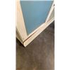 Image 3 : PAINTED CORNER DISPLAY CABINET