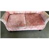 Image 3 : DESIGNER STUDDED VLAB LOVESEAT