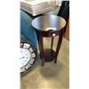 Image 4 : ROUND 1 DRAWER ENDTABLE AND WALL CLOCK