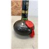Image 8 : VSOP ARMAGNAC AND CAPTAINS TABLE CANADIAN WHISKEY COLLECTIBLE BOTTLES