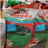 Image 3 : 3 BAGS OF GREENLEAF MOSS CONTROL AND HOME GARDNER WEED AND FEED