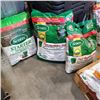 Image 1 : 3 BAGS OF SCOTTS TURF BUILDER AND STARTER FERTILIZER