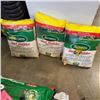 Image 1 : 3 BAGS OF SCOTTS TURF BUILDER PLUS 2