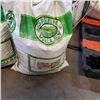 Image 4 : 3 BAGS OF GREEN VALLEY FERTILIZER