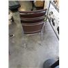 Image 5 : 3 BROWN STACKING CHAIRS AND 2 STOOLS
