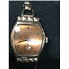 Image 2 : VINTAGE UNISEX BENRUS WRIST WATCH