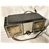 Image 1 : Admiral Tube Clock Radio Model 5A42 Brown and Gold