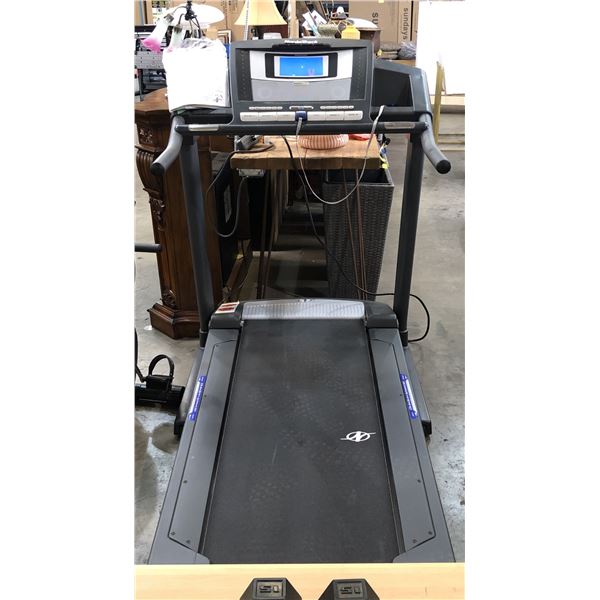 NordicTrack viewpoint 3000 treadmill (tested working order)