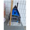 Image 2 : Rustic bird house