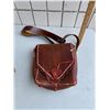 Image 1 : Hand bag leather
