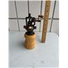 Image 1 : Pepper grinder