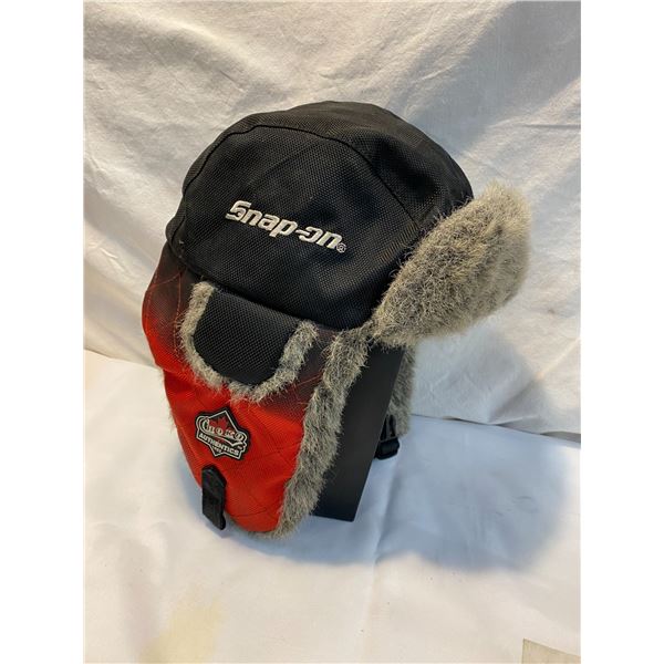 Snap-on hat