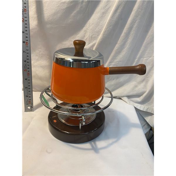 Vintage pot