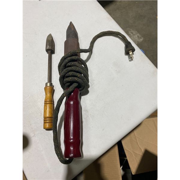 Soldering iron