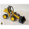 Image 1 : LEGO TECHNIC WHEEL LOADER BUILT