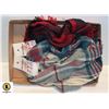 Image 1 : TWO NEW INFINITY SCARFS