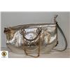 Image 1 : SILVER MICHAEL KORS PURSE - INNER STAINING & WEAR