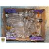 Image 1 : BOX OF ESTATE GLASSWARE + MINI GLASS MUG