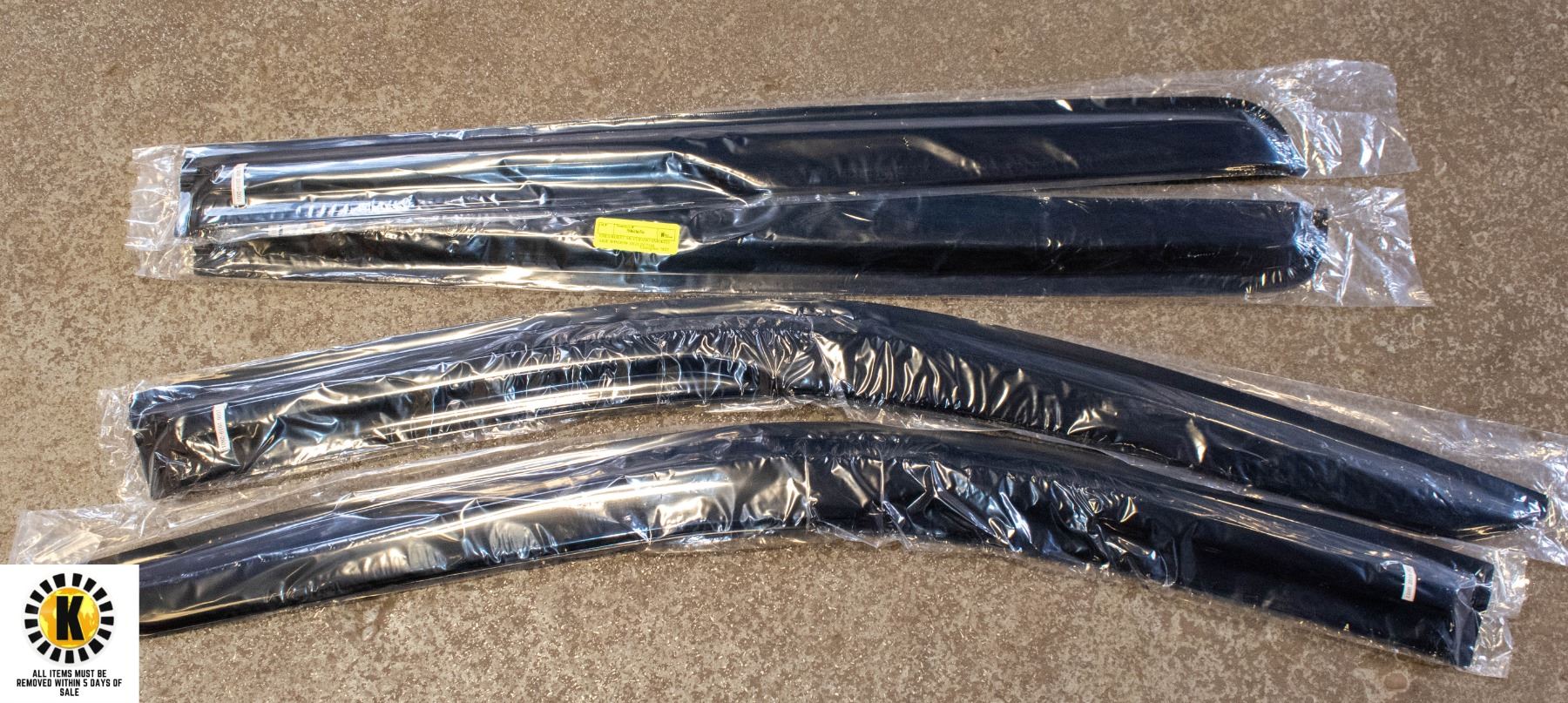 FORD RANGER SMOKED SIDE WINDOW DEFLECTOR