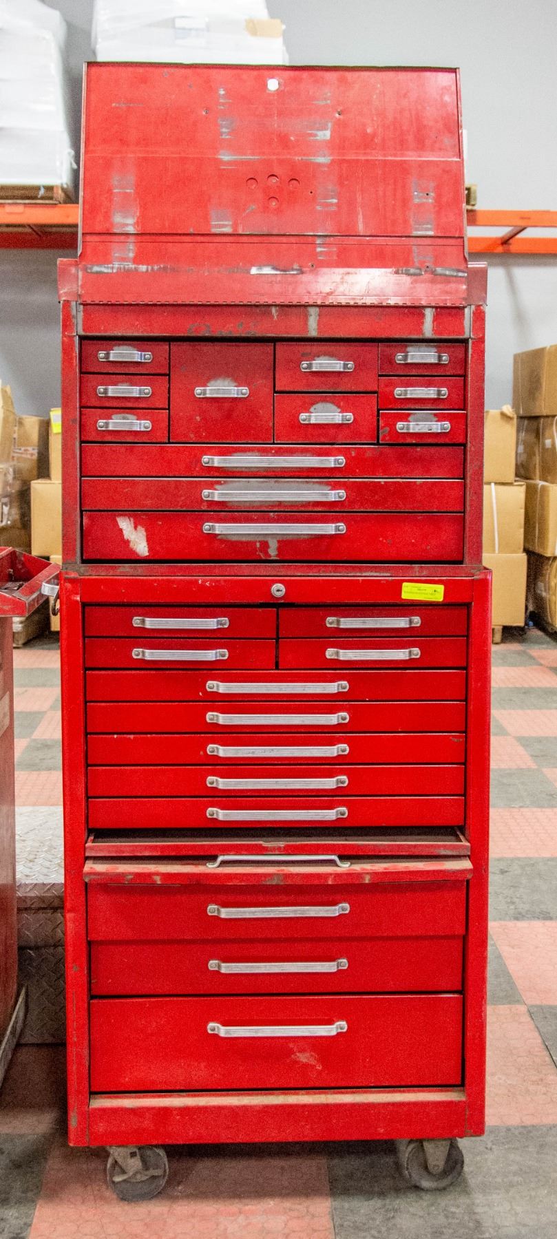 STACKING BEACH TOOL CHEST