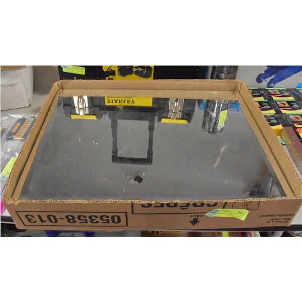 BOX MIRRORED TILES