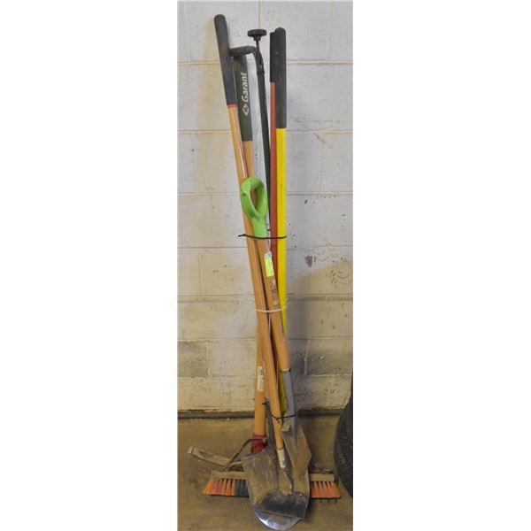 LOT OF 7 YARD TOOLS