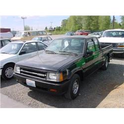 93 MAZDA B2200 5SPD EXT CAB P/U EXMT.                                 