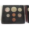 Image 3 : 1975+1976  Royal Canadian Mint Uncirculated Coin Set - Each with Obverse Penny 
