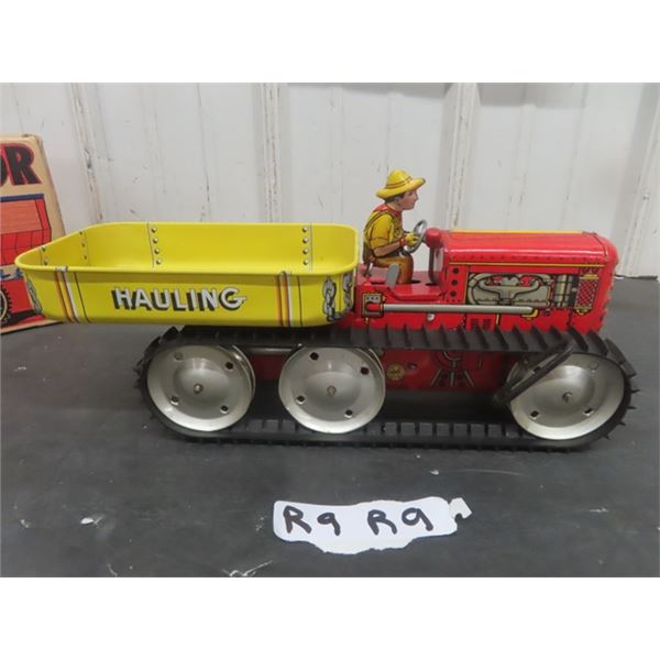 Marx Tin 6 Wheel Climbing Tractor with Rev & Box 5  x5 x14 