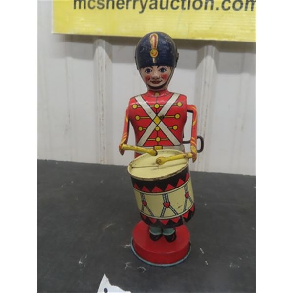 J. Chein Tin Windup Drummer 9" Tall 