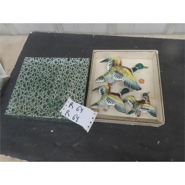 3 Richmond Duck Wall Plaques with Box