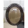 Image 2 : 3 Convex Oval Picture Frames 18" x 24" 