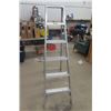 Image 1 : Aluminum 6' Step Ladder