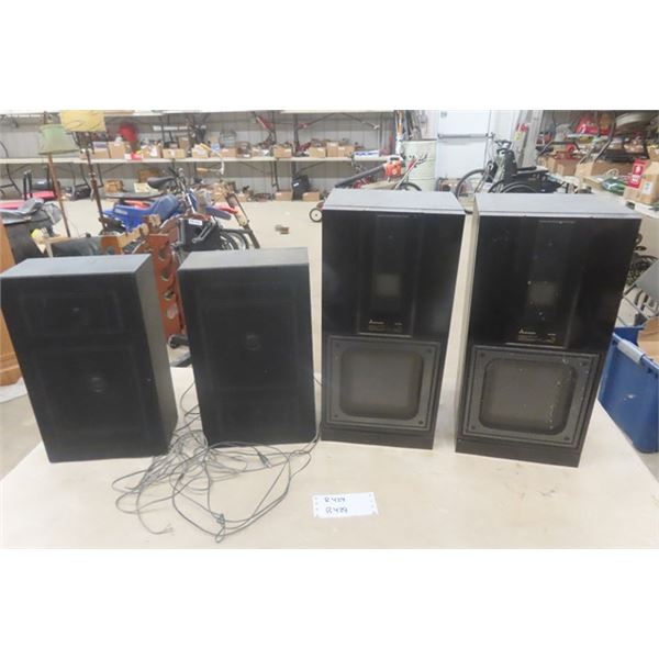  4 Speakers ; 2 Mitsubishi SS- 504 & 2 Unknown