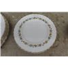 Image 3 : Royal Doulton ' Piedmont' Dishes 15 Pcs - 3 Different Sized Plates : 6.5", 8", 10.5"