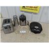Image 1 : 4 Kitchen Appliances: 3 Cuisinart - Toaster, Can Opener + Juicer & Gotham 2 Sided Grill