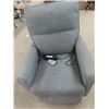 Image 4 : Pallister Medi Lift Recliner