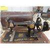 Image 3 : Old Crank Portable Sewing Machine Seamatress + Sewing Accessories 