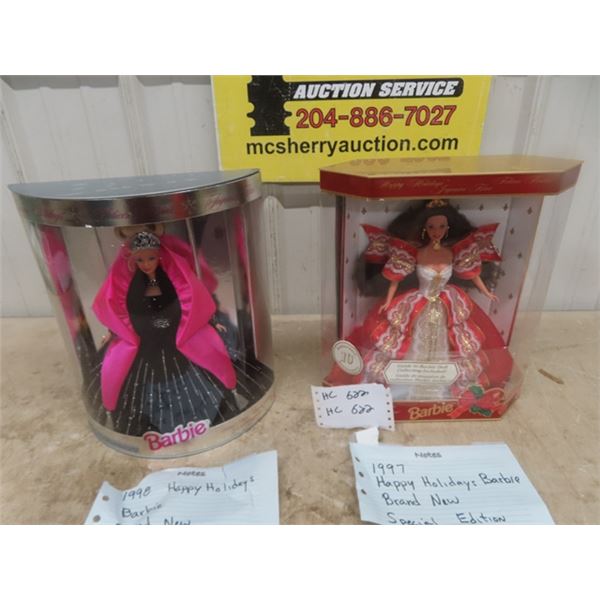 2 Barbie Happy Holiday Dolls in BOxes ; 1) 1997 , 1) 1998 - Details in Picture