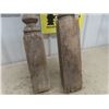 Image 4 : 2 Vintage Stair Posts 46" Tall 