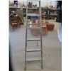 Image 2 : 6' Aluminum Step Ladder