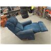 Image 3 : Lazy Boy Recliner